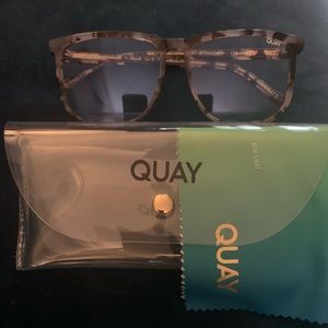 Quay Blue Blocking Glasses